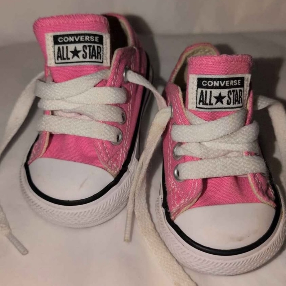 Converse Kids Sneakers in Pink and White
